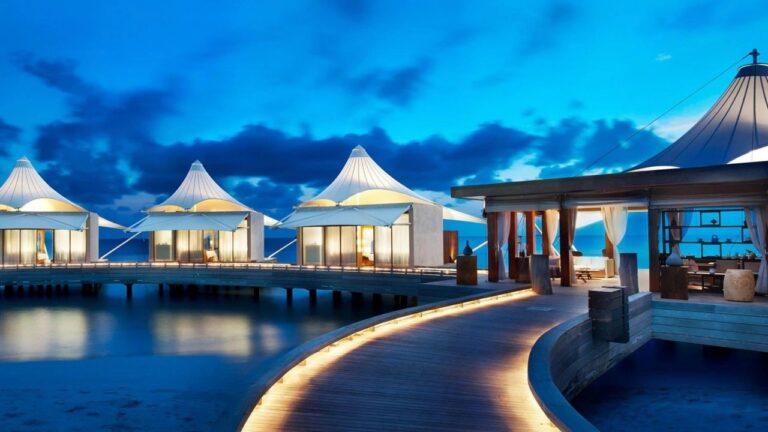 Maldives Resorts Packages